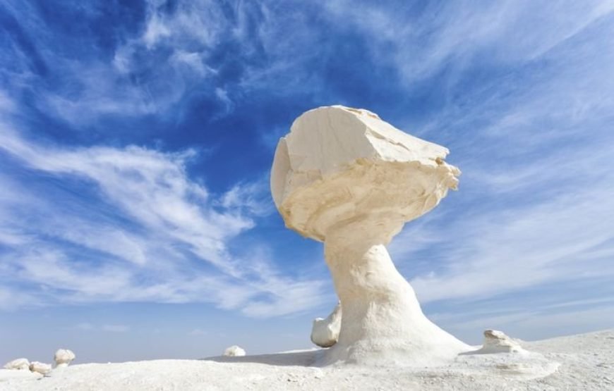 OVERNIGHT TOUR TO BAHARIYA OASIS VISIT BLACK AND WHITE DESERT FROM CAIRO
