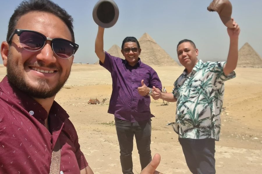 OVERNIGHT TOUR TO BAHARIYA OASIS VISIT BLACK AND WHITE DESERT FROM CAIRO